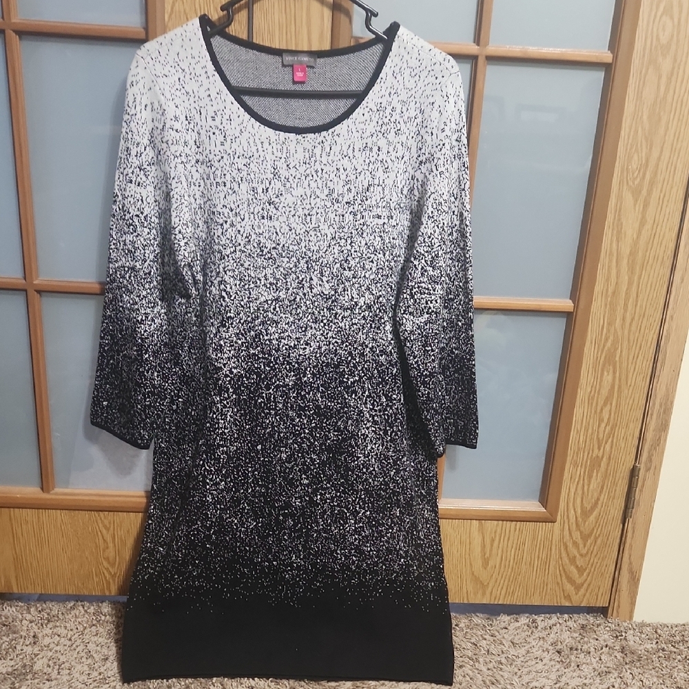 Vince Camuto Black and White Ombre Long Or 3/4 Sleeve Sweater Dress Size Large